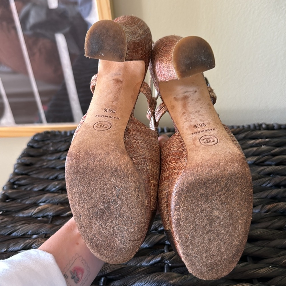 Chanel Interlocking Cc Slingback Pumps - image 8